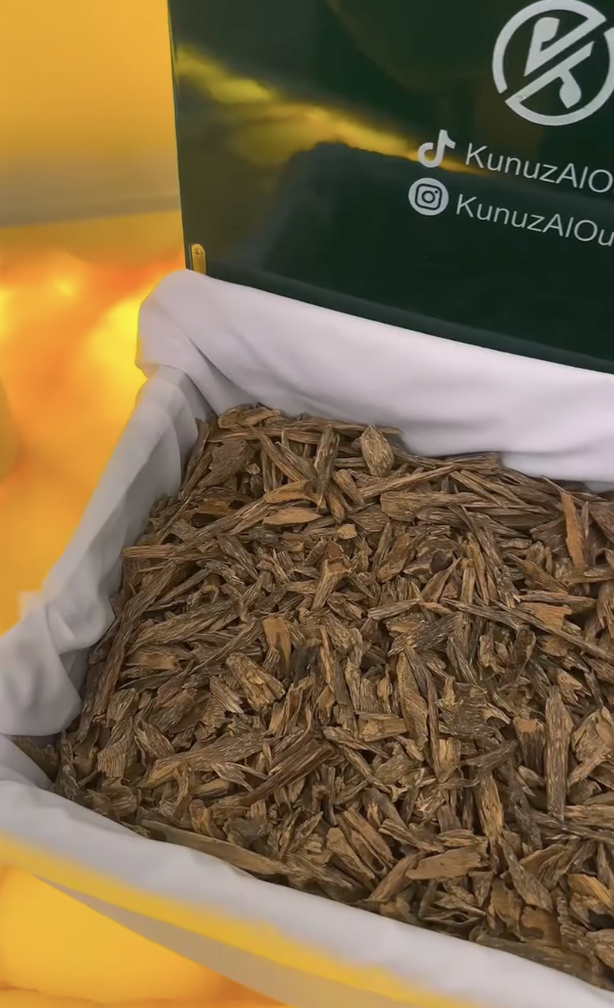 Oud Wood Chips